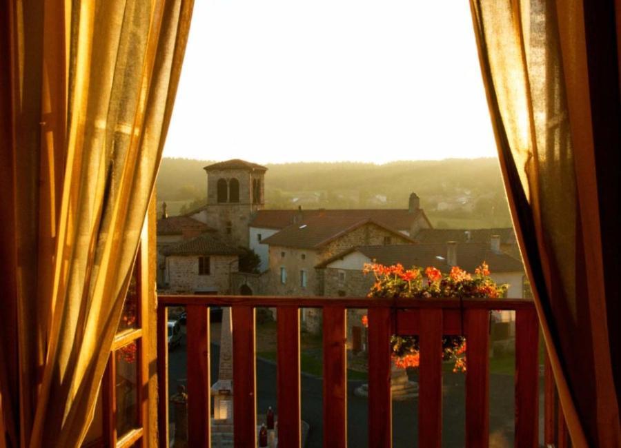 Hotel La Clairiere Chambon-sur-Dolore Kültér fotó