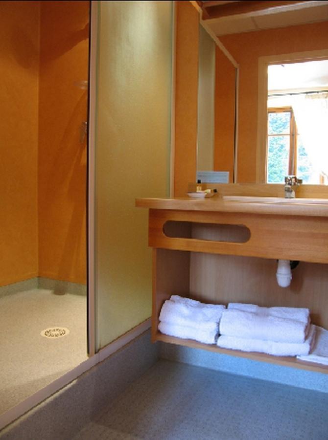 Hotel La Clairiere Chambon-sur-Dolore Szoba fotó